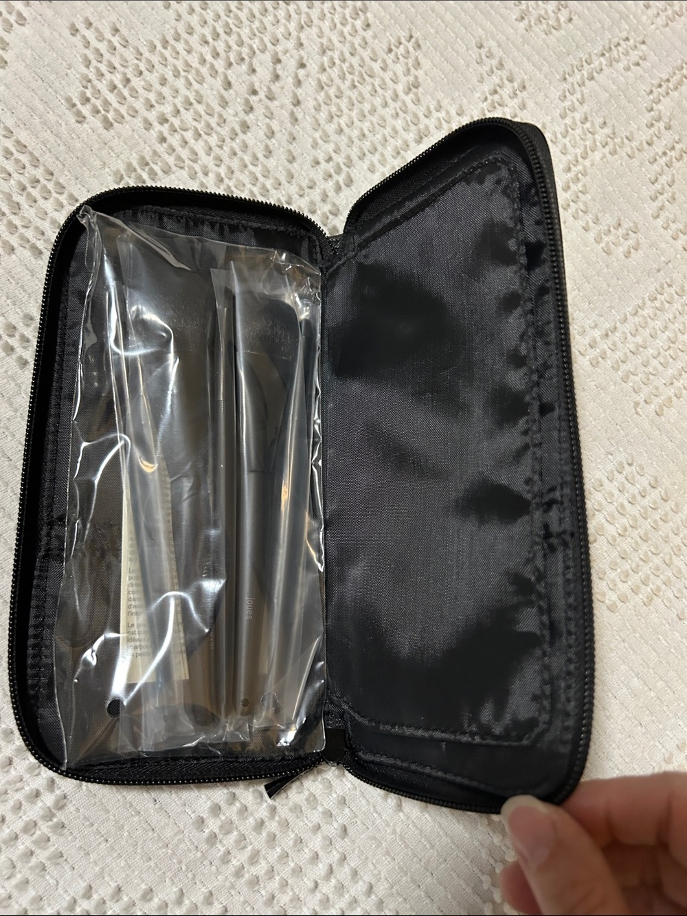 Mary Kay Essential 5 Brush collection in case
